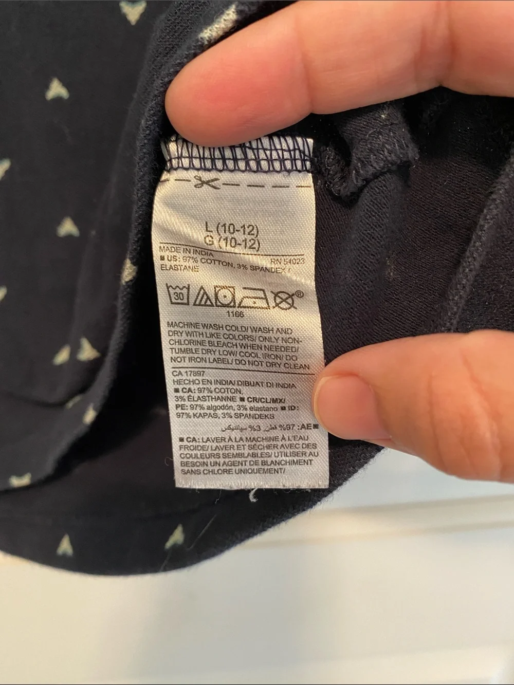 Old Navy subtle Sharktooth print polo
